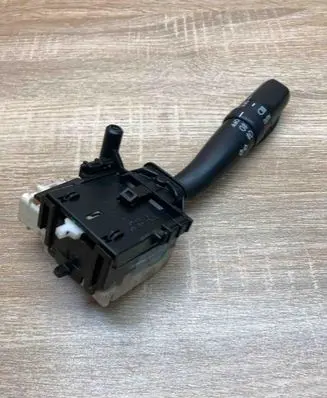Toyota Avensis Verso Indicator stalk 173650 17F224