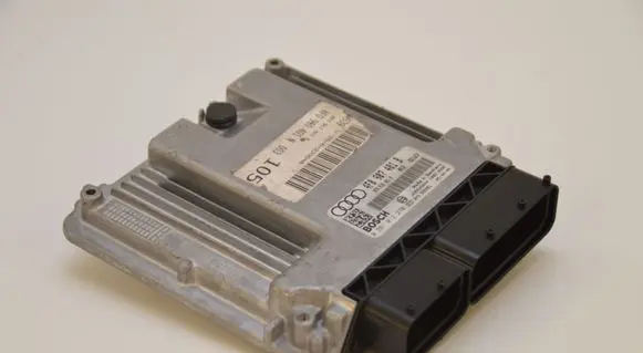 Audi A6 S6 C6 4F Engine control unit/module 4F0907401B 4F0910401N