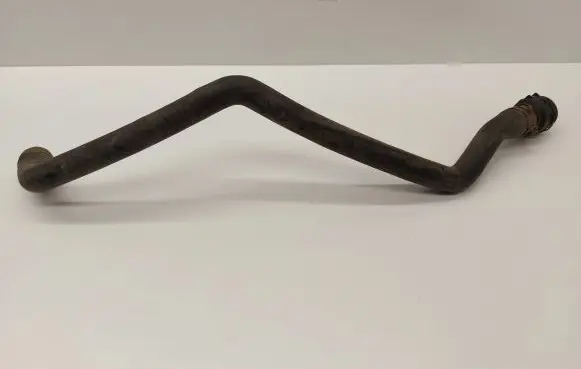 Volkswagen PASSAT B8 Engine coolant pipe/hose 3Q0819350
