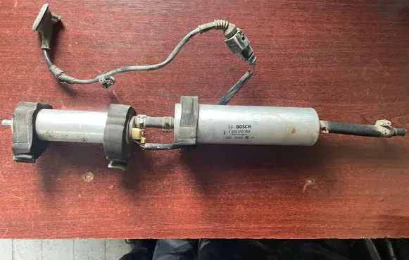 Audi A5 8T 8F Fuel filter F026402068