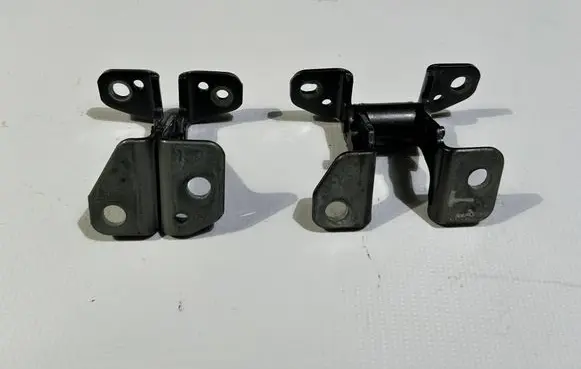Dodge Durango Rear door hinge set 8756742