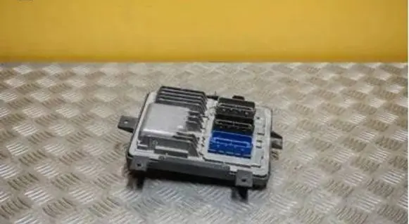 Chevrolet Equinox Engine control unit/module ECU 84235990