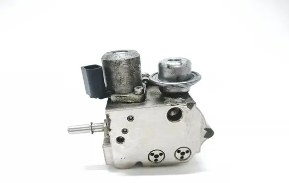 Peugeot 308 Fuel injection high pressure pump 758887980 208312C030 3997728