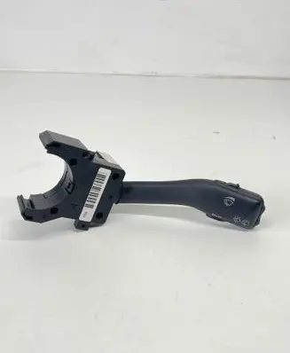 Volkswagen Golf IV Wiper control stalk 4B0953503H CZK0301202032