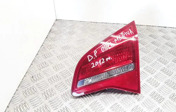Opel Meriva B Tailgate rear/tail lights 21628003