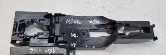 Rear door exterior handle/bracket