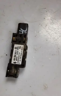Audi A8 S8 D3 4E Airbag deployment crash/impact sensor 4B0959643E