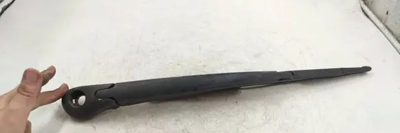 Nissan Primera Rear wiper blade arm 
