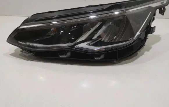 Volkswagen Golf VII Headlight/headlamp 5H1