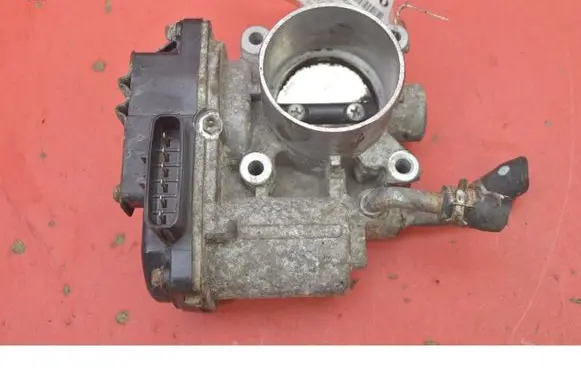 Mitsubishi ASX Throttle body valve 45001