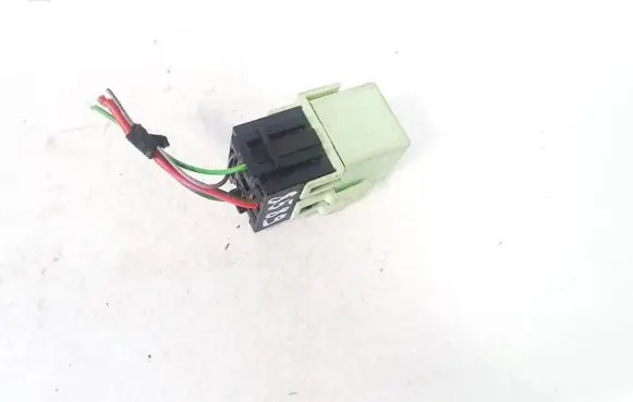 BMW 5 E39 Other relay 61368373700 61.36-8373700