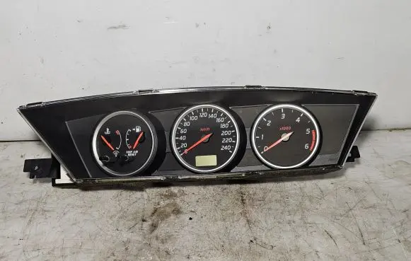 Nissan Primera Speedometer (instrument cluster) AV619 2496719