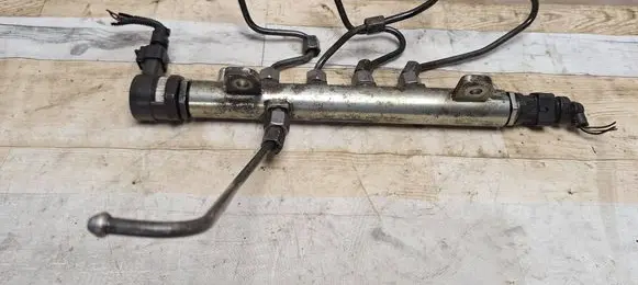 Opel Astra H Fuel main line pipe 0445214057 022490 55188056