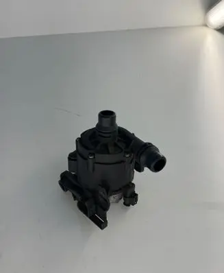 BMW M5 F90 Electric auxiliary coolant/water pump 8638237