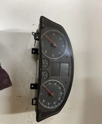 Volkswagen Golf Plus Speedometer (instrument cluster) 1K0920952B A2C53023102 A2C53025660