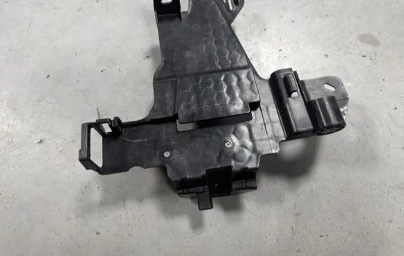 Peugeot 2008 II Other body part 9836748780