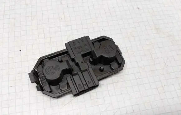 Tail light part