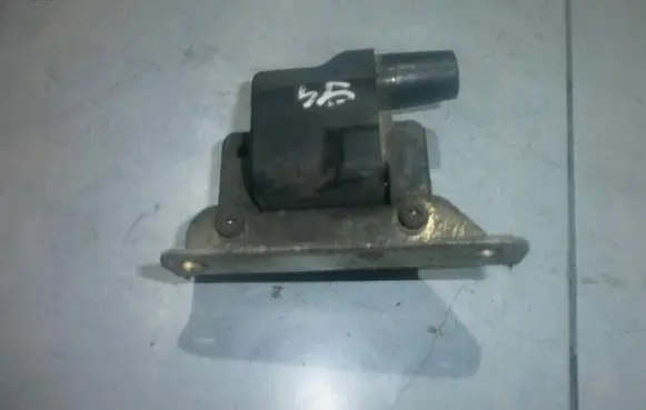 High voltage ignition coil