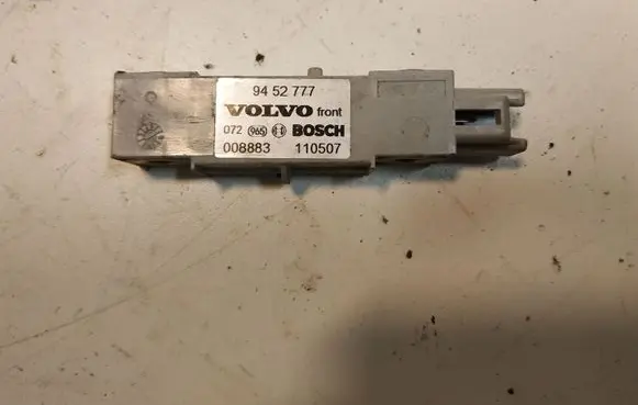 Volvo V70 Airbag deployment crash/impact sensor 9452777