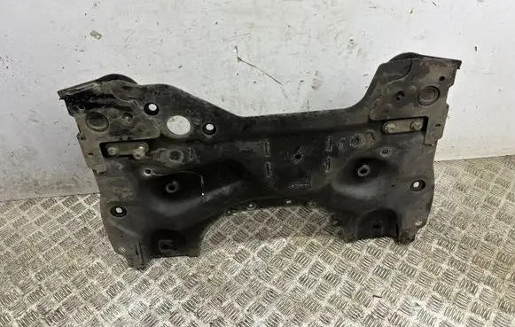 Peugeot 308 Front subframe 