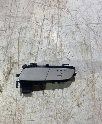 Mercedes-Benz E W213 Seat heating switch A2139059311 15675307 SW192600