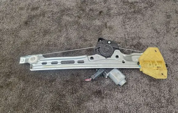 Renault Talisman Rear door window regulator with motor