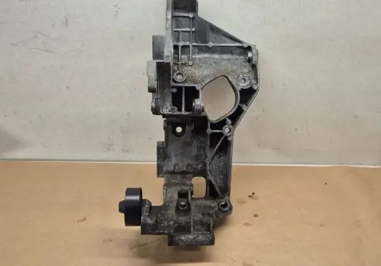 Audi A3 S3 8L Fuel pump bracket 038903143H