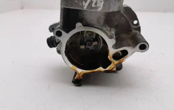 Audi A6 S6 C7 4G Vacuum pump 06K145100AE 060318B3
