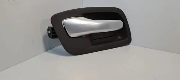 Lancia Thema Rear door interior handle 1TF54HL9AC