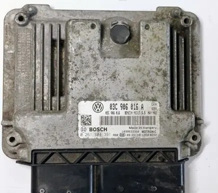 Volkswagen Golf VI Engine control unit/module 03C906016A 0261S04391