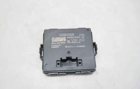 Volkswagen Golf VII Gateway control module 5Q0907530N 5Q0907530K A2C86263301B