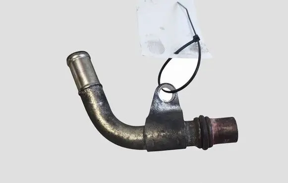 Toyota Avensis T270 Engine coolant pipe/hose