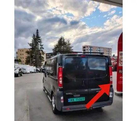 Opel Vivaro Rear light trim 