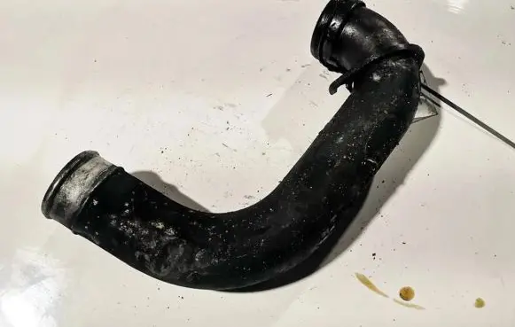 BMW 7 E65 E66 Intercooler hose/pipe