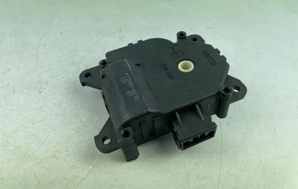Subaru Outback (BS) Air flap motor/actuator 1138004030