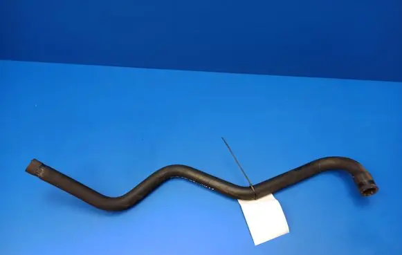 Mercedes-Benz Sprinter W901 W902 W903 W904 Engine coolant pipe/hose 9018321823