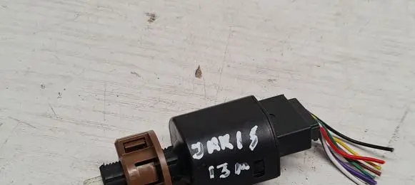 Toyota Yaris Brake pedal sensor switch 3103M36