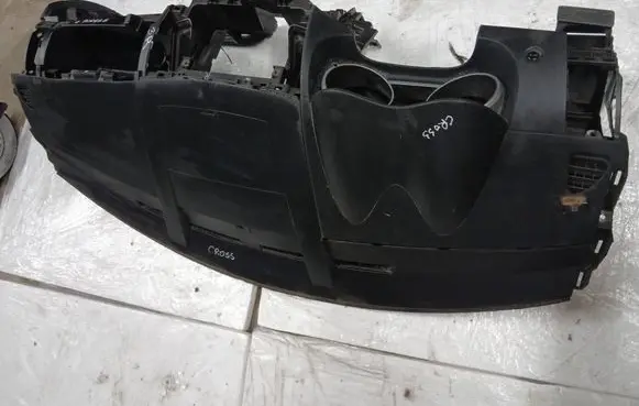 Citroen C-Crosser Dashboard 