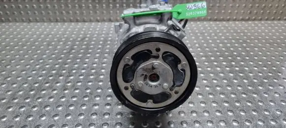 Volkswagen Golf VIII Air conditioning (A/C) compressor (pump) S26378966 3Q0816803D