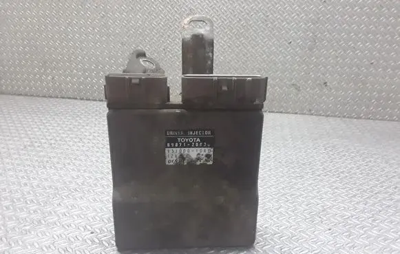 Toyota Corolla Verso E121 Fuel injection control unit/module 8987120030