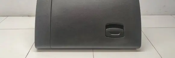 Renault Kadjar Glove box 685002635R 00175316