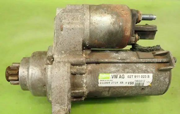 Skoda Fabia Mk2 (5J) Starter motor 02T911023S