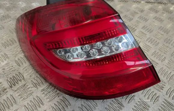 Rear/tail lights