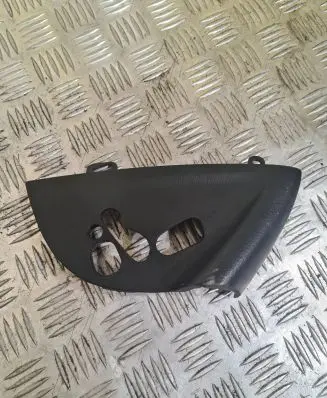 Mercedes-Benz CLK A209 C209 Other front door trim element P0058420