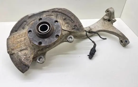 Audi A6 S6 C5 4B Front wheel hub spindle knuckle