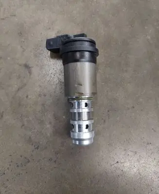 BMW 3 E46 Camshaft vanos timing valve 1707323