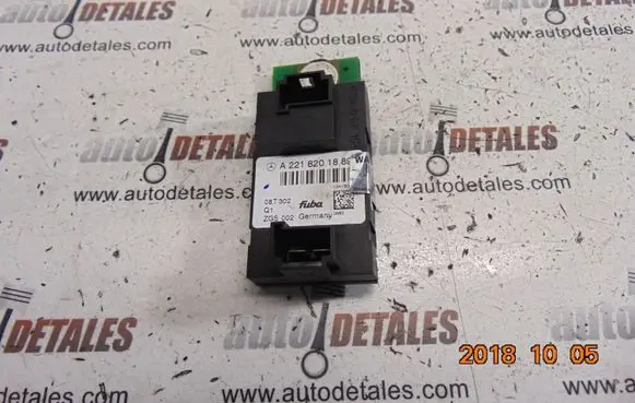Mercedes-Benz S W221 Aerial antenna amplifier A2218201889