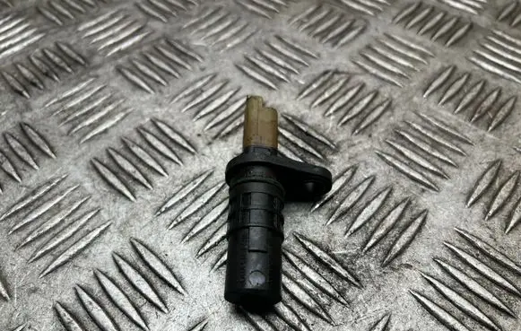 Opel Vivaro Crankshaft position sensor 8200668500