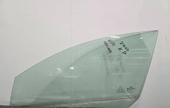 KIA Optima Front door window glass four-door 43R000384