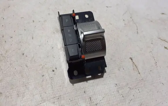 Peugeot 208 II Gear shifter/selector 98440965ZD